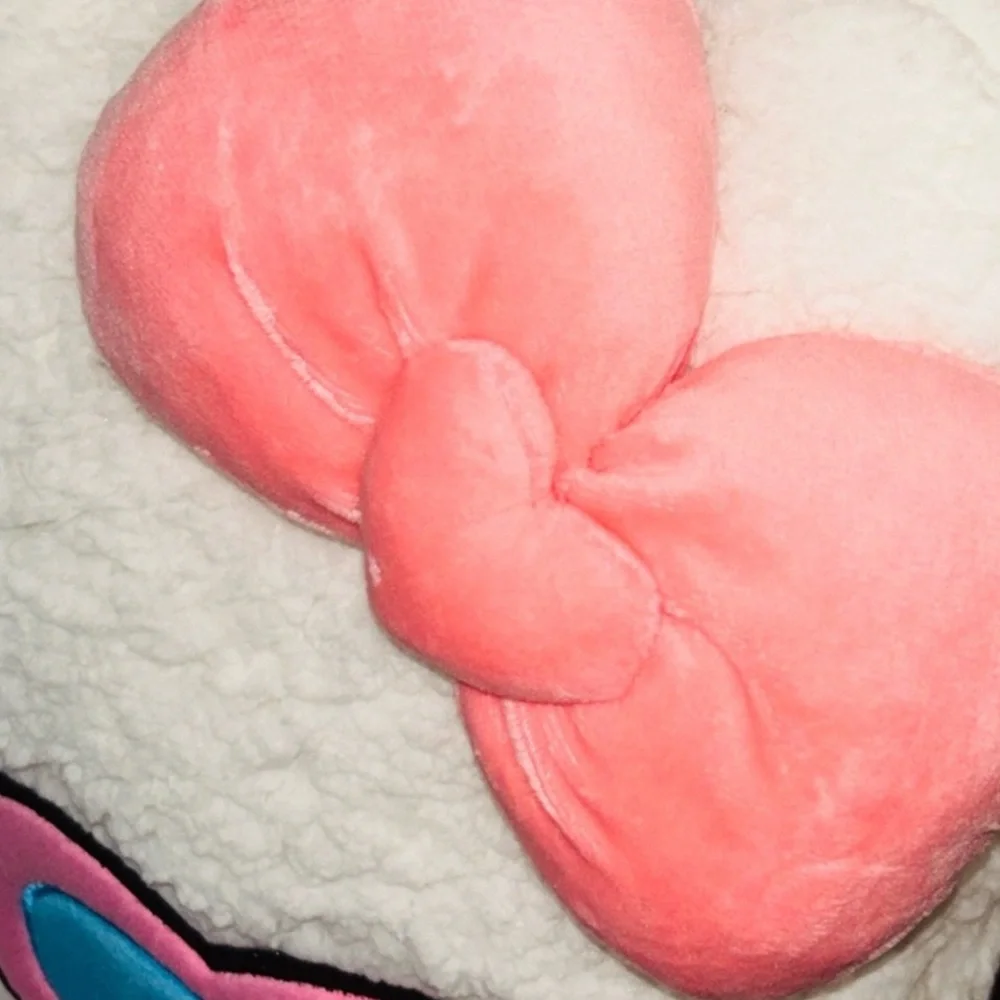 🎀 Hello Kitty Heart Sunglasses Sherpa Pillow Oversized NWT